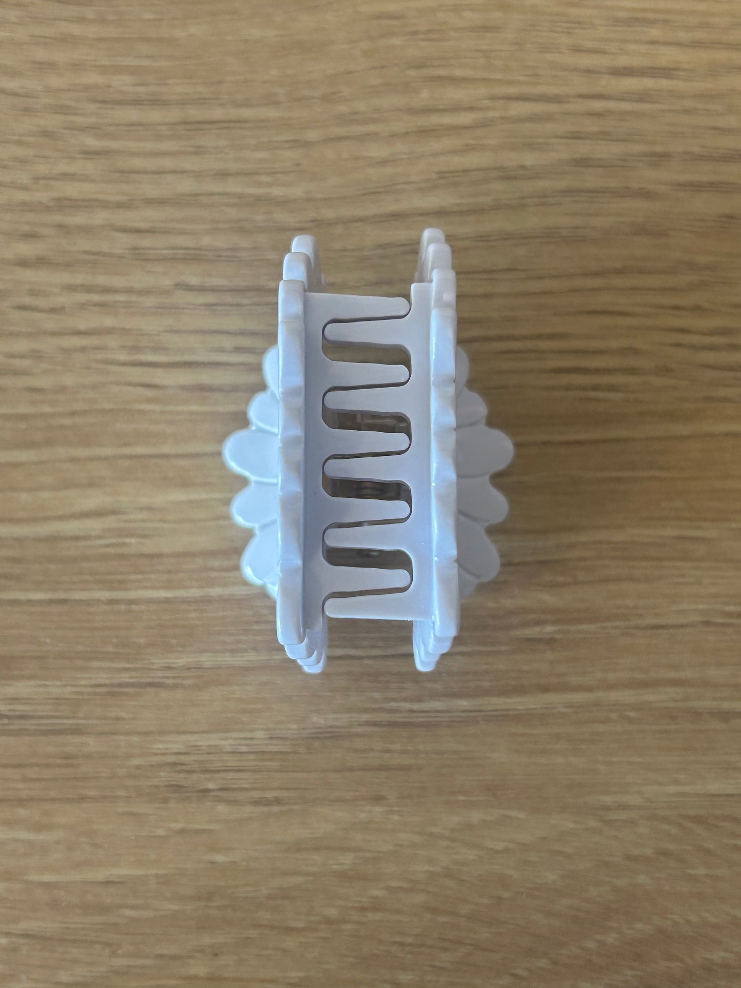 Mini Daisy Flower Claw Clip for Hair